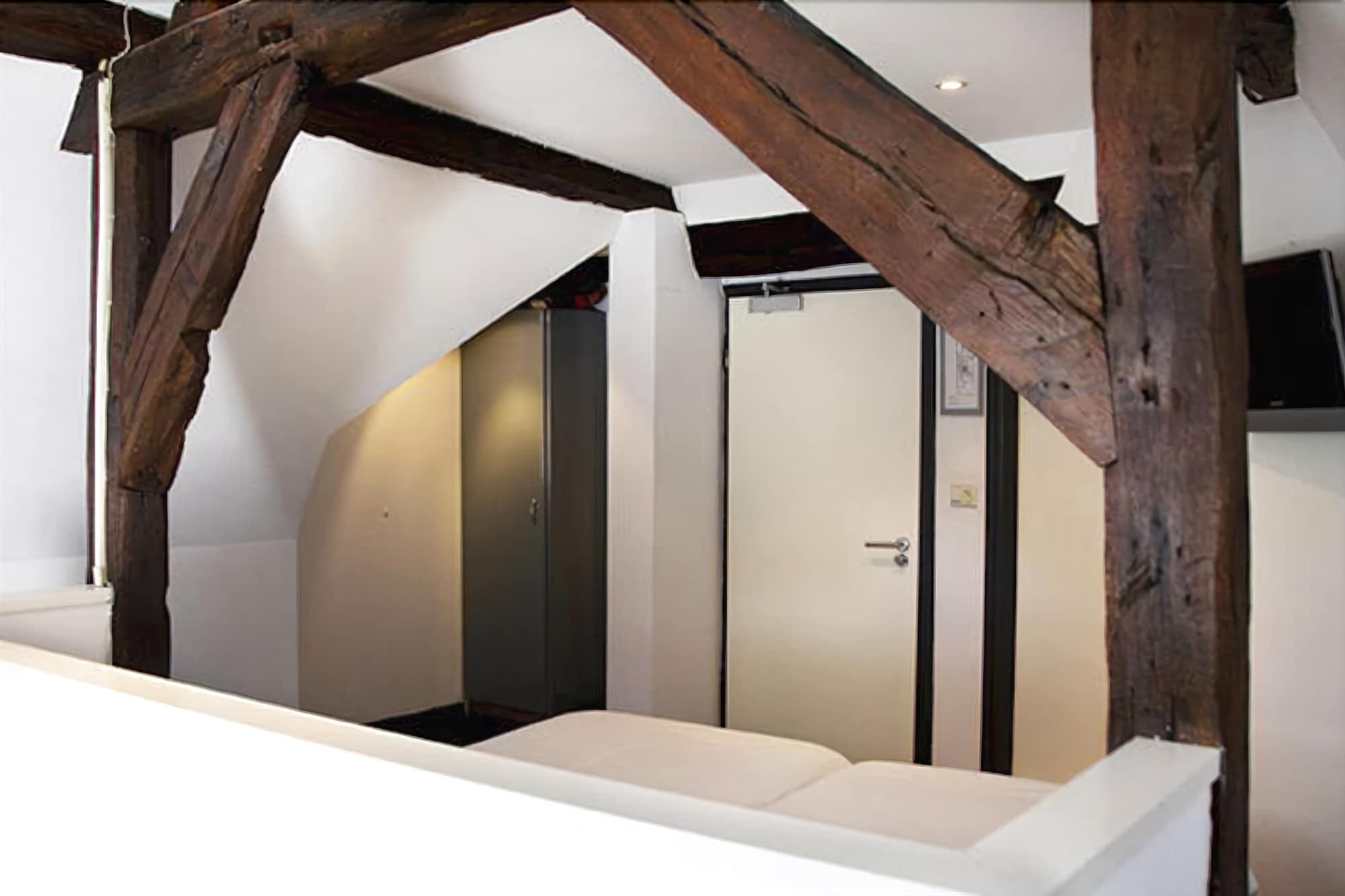 Hotel Beez Maastricht Ngoại thất bức ảnh