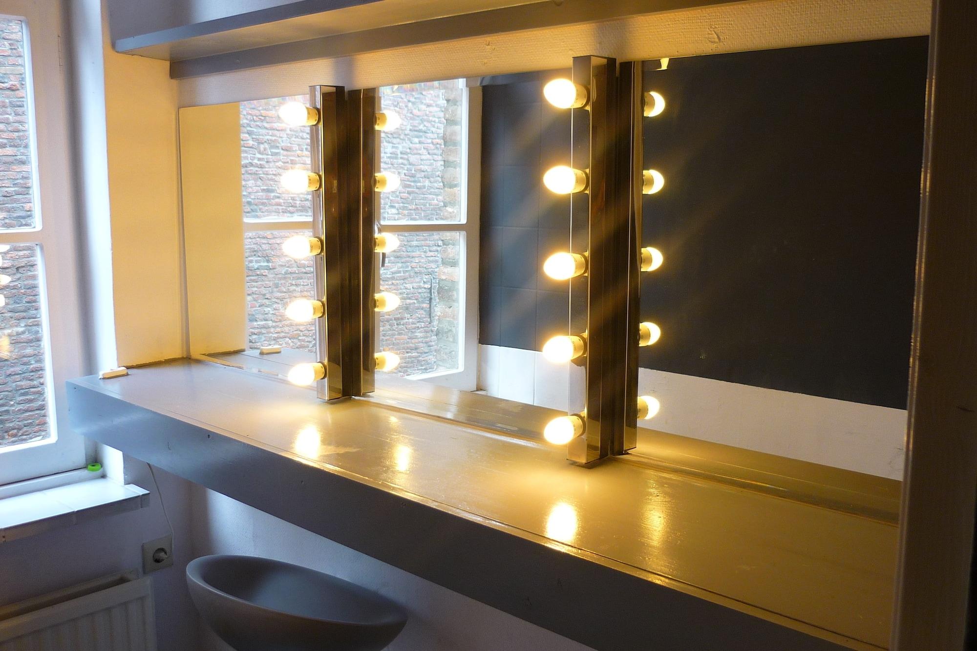 Hotel Beez Maastricht Ngoại thất bức ảnh